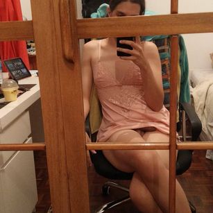 Model - Louise Trans