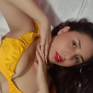 Model - paulina castro anal