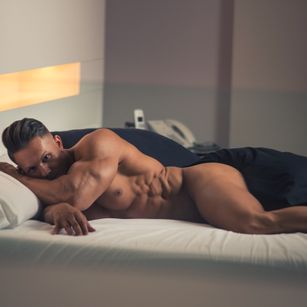 Model - Adonis domination
