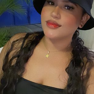 Model - Sophia_ agradado