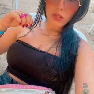 Model - PrettyIvanna charming