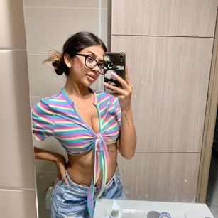 Model - Arihot bigboobs