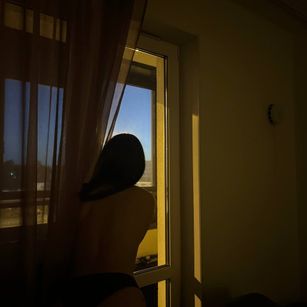 Model - Beatrice dirty