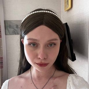 Model - Beatrice findom