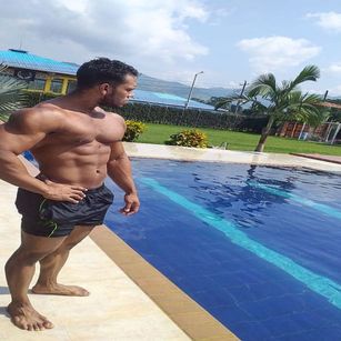 Model - Manolo walker flex