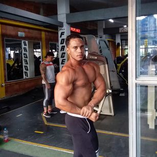 Model - Manolo walker atletico