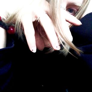 Model - Alien Bella uncut