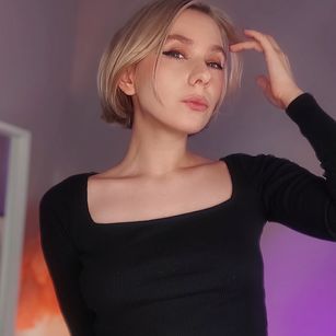 Model - LillyLand footfetish