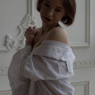 Model - Emma_Bandi slim