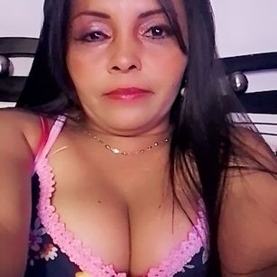 Model - Caroline Roleplays