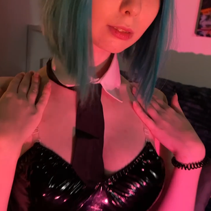 Model - Moon_Maru piercing