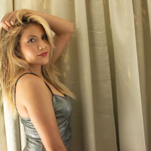 Model - Ashly_Smith squirt