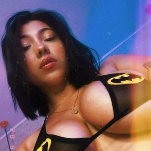 Model - Alisson Grey roleplay