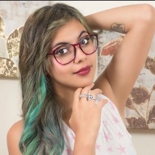 Model - KathyeAnn deepthroat