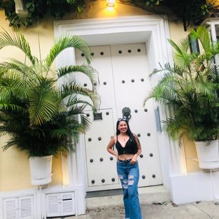 Model - Iris Moira dildo