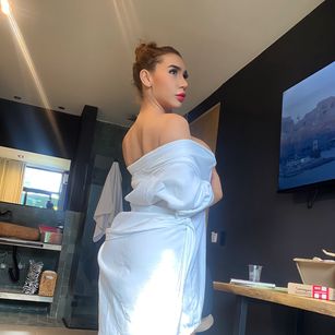 Model - Laura Candice teen