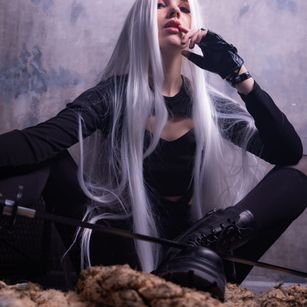 Model - KathlynLovely Blonde