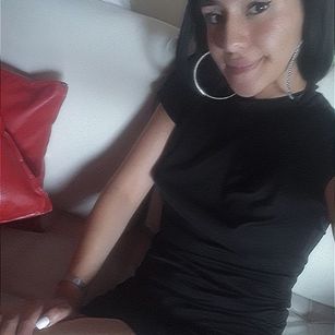 Model - lauren rous dildo