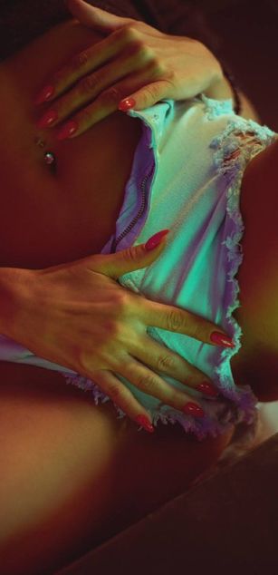 Model - Emily blowjob