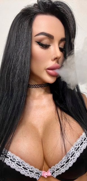 Model - kimberry bigtits