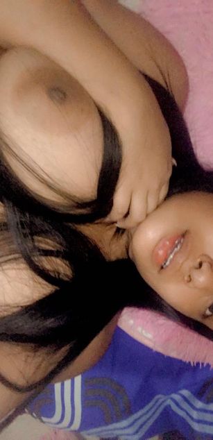 Model - Sandra Marcela erotica