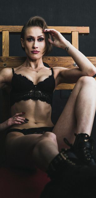 Model - Frances York fetish