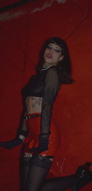 Model - OliviaWave blowjob