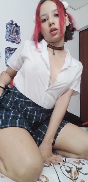 Model - kiaraleono sexy