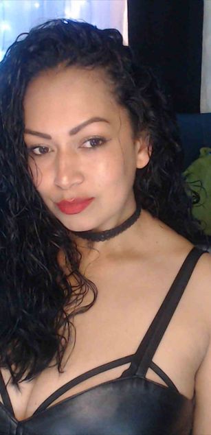 Model - AlejandraPretty sensual