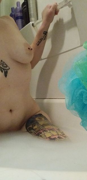 Model - honey voyeur nerd