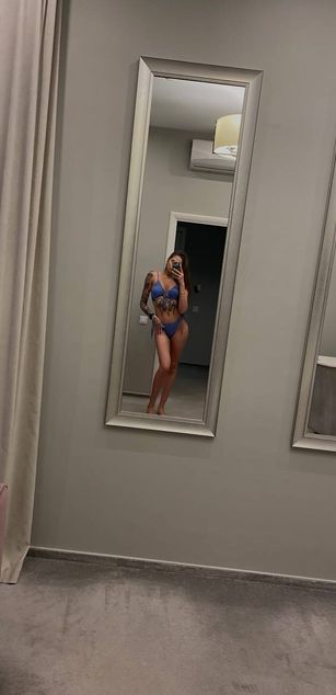 Model - NaomiLisss dp