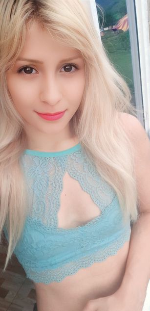 Model - Dasly Sunshine deepthroat