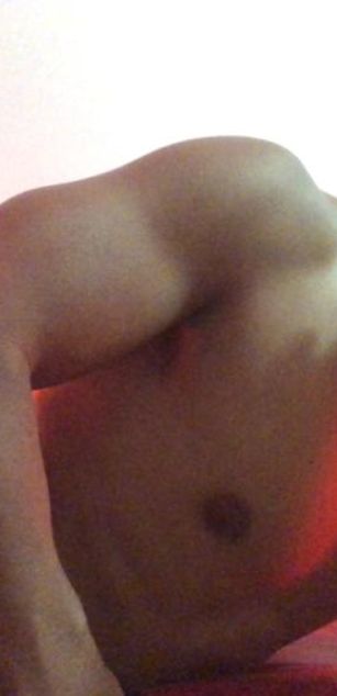 Model - yaoiboy blowjob