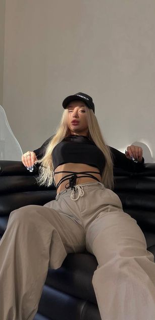 Model - milzporn roleplay