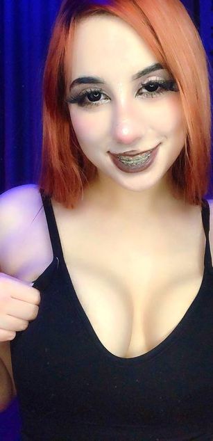 Model - Morana deepthroat