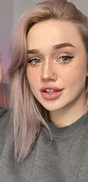 Model - FionaPowerpuff deepthroat