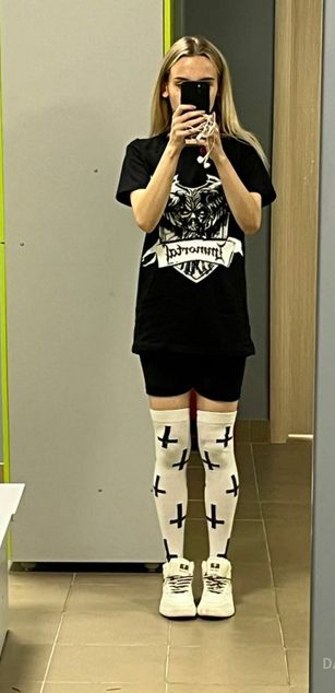 Model - Fiona roleplay