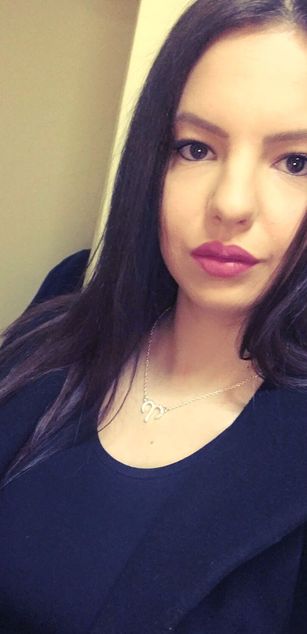 Model - Clara Moon 2