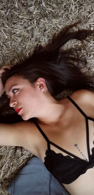 Model - Cataleya Sexy bailar