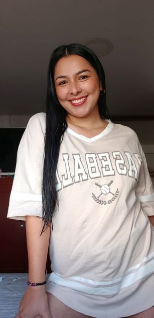 Model - Iris Moira blowjob