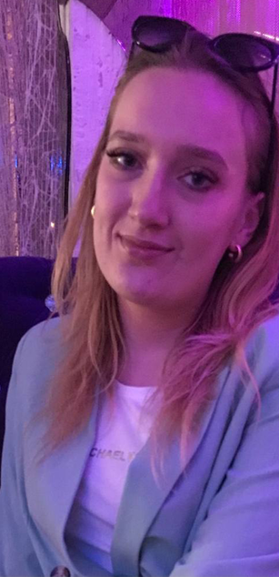 Model - MiaQueen beautiful