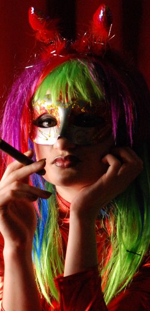 Model - Nina Fetish deepthroat