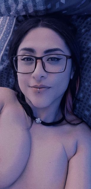 Model - Annie P. nerd