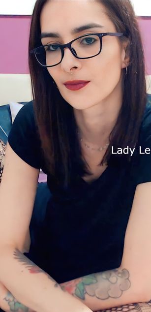 Model - Lena Hel dildo