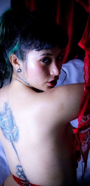 Model - Akina Shikashi ass