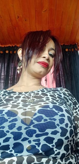 Model - IsabellaQuitan sexy