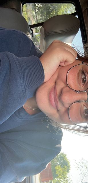 Model - pretty silly gal naughty