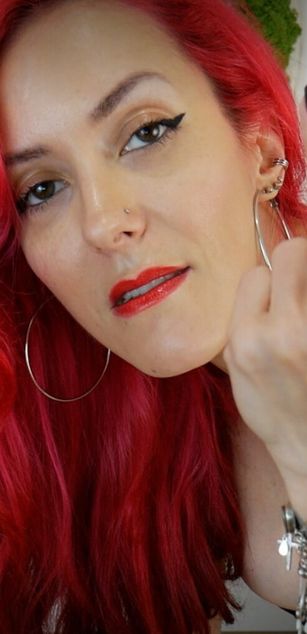 Model - Clara Domme femdom