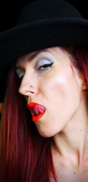 Model - Clara Domme femdom