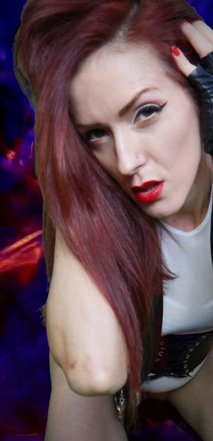 Model - Clara Domme femdom